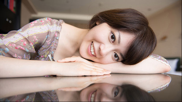  Emi